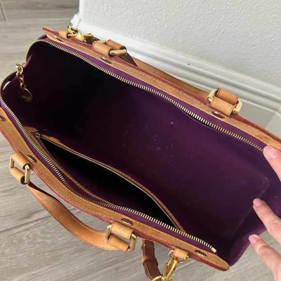 Authentic Louis Vuitton Brea HandBag - Picture 3 of 13